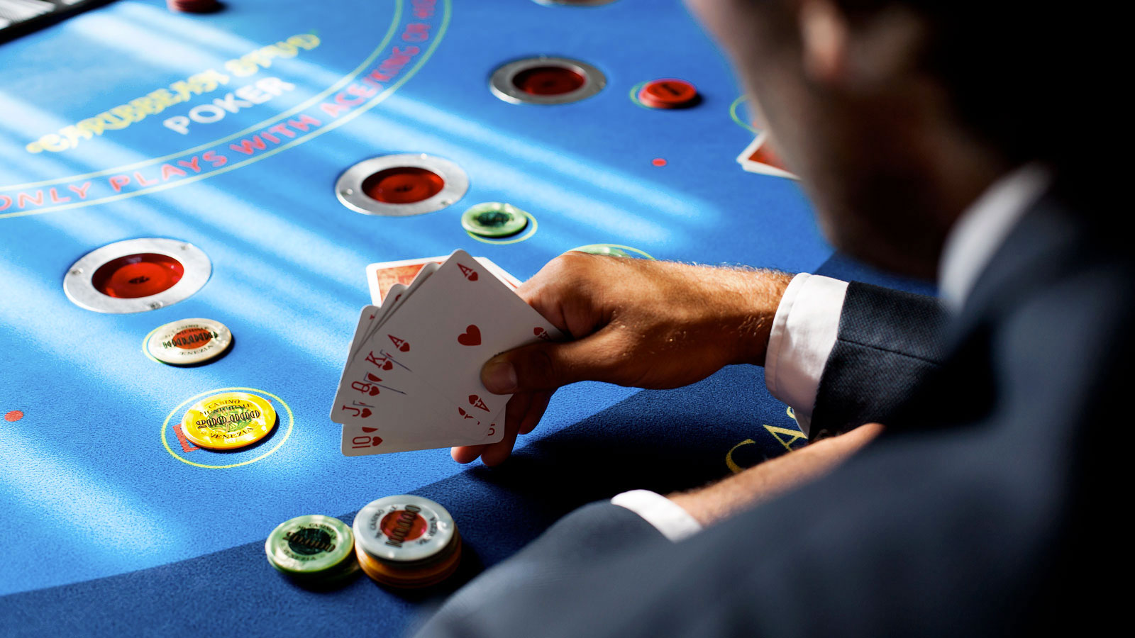 Online Hold’em Unplugged: Where Poker Stories Unfold