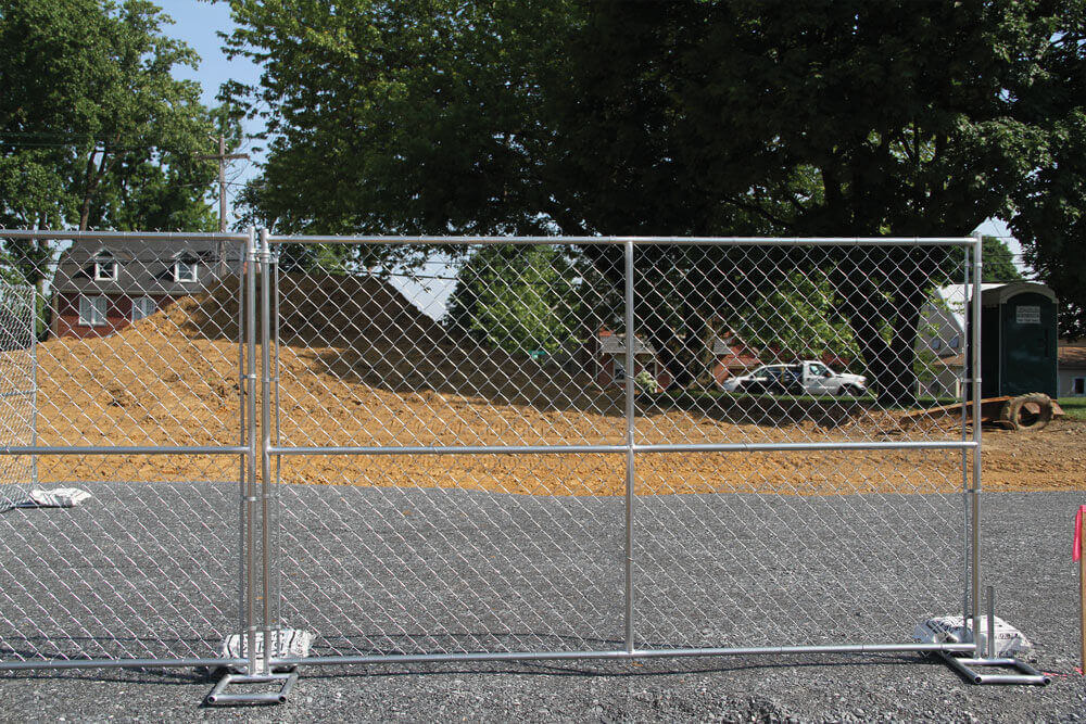 Protective Perimeters: Chicago’s Top-Rated Fence Rental Options