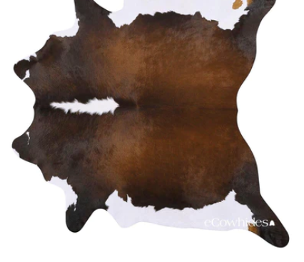 The Timeless Appeal of Cowhide Rugs in Home Decor
